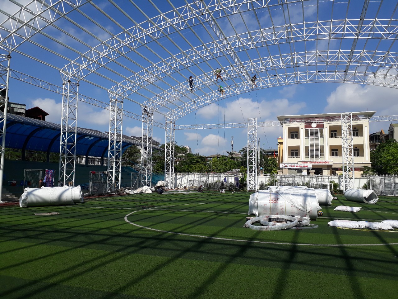 CÔNG TRÌNH SÂN BÓNG TRƯỜNG THCS VINSCHOOL